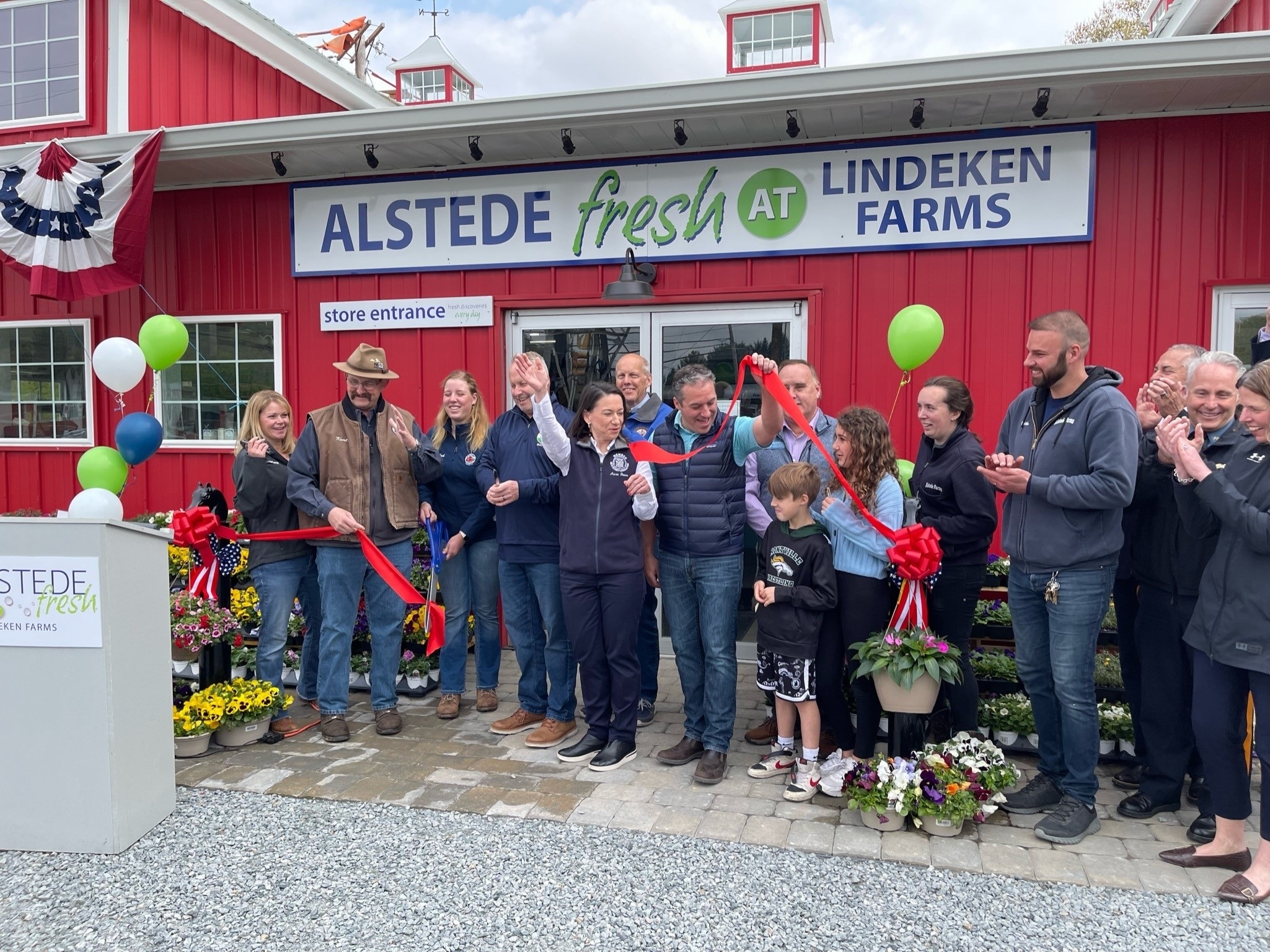 2023 04 27 Alstede Farms at Lindeken Ribbon Cutting (2).jpeg