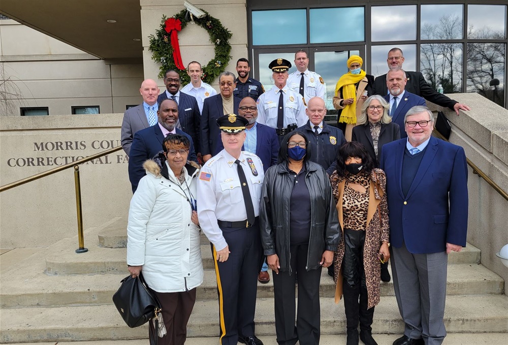 Prosecutor Sheriff Sheriff Host Tour of MCCF with NAACP Morris