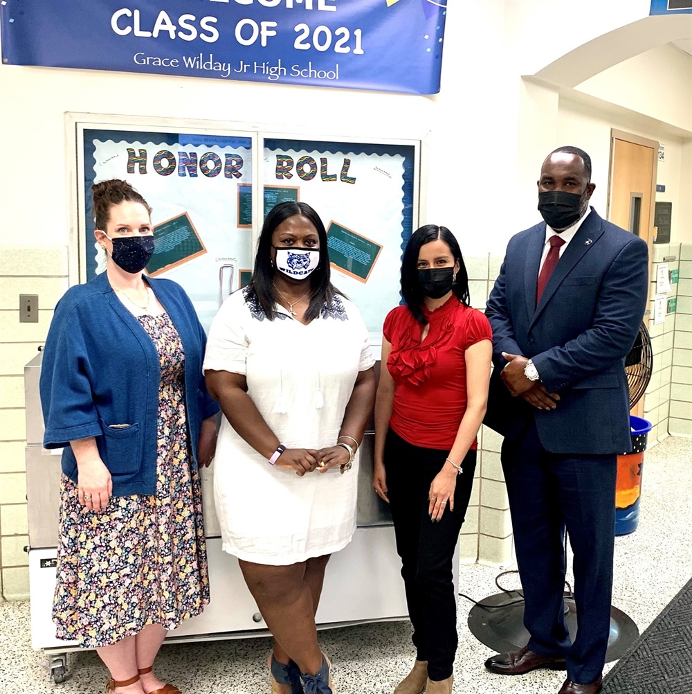 Grace Wilday Jr High Roselle Career Day May 20 2021.jpg