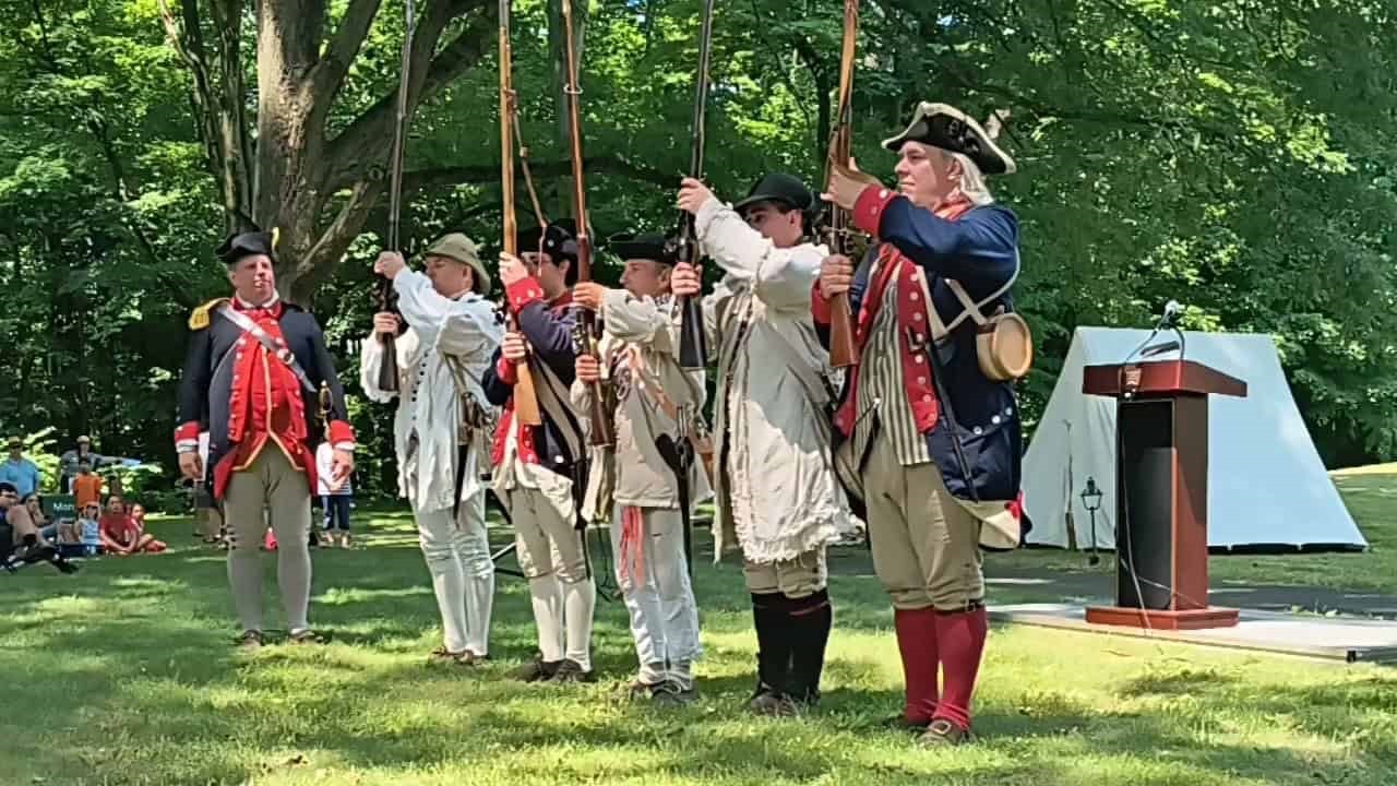2024-07-04-nhp-declaration-reading soldiers.jpg