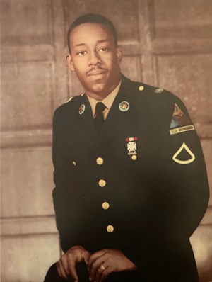 McElweeJamesL_uniform.jpg
