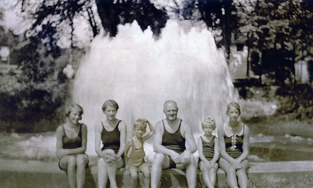 Lake Hopatcong Historic Fountain copy.jpg