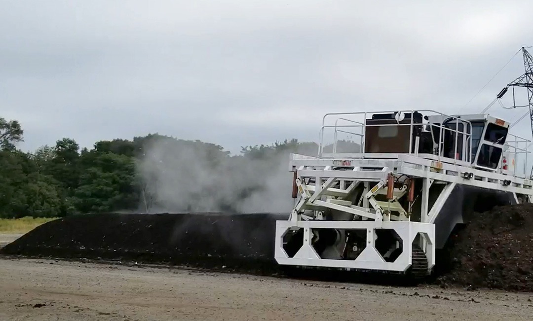 MCMUA_Machine Turning Compost_1080px.jpg