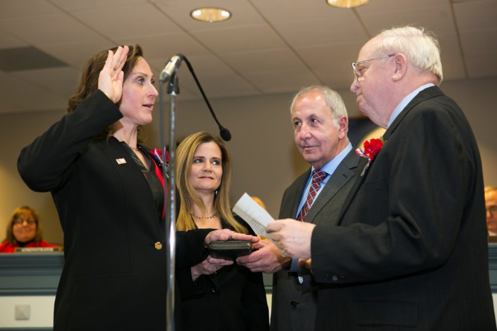 photo of Heather Darling taking oath of office 