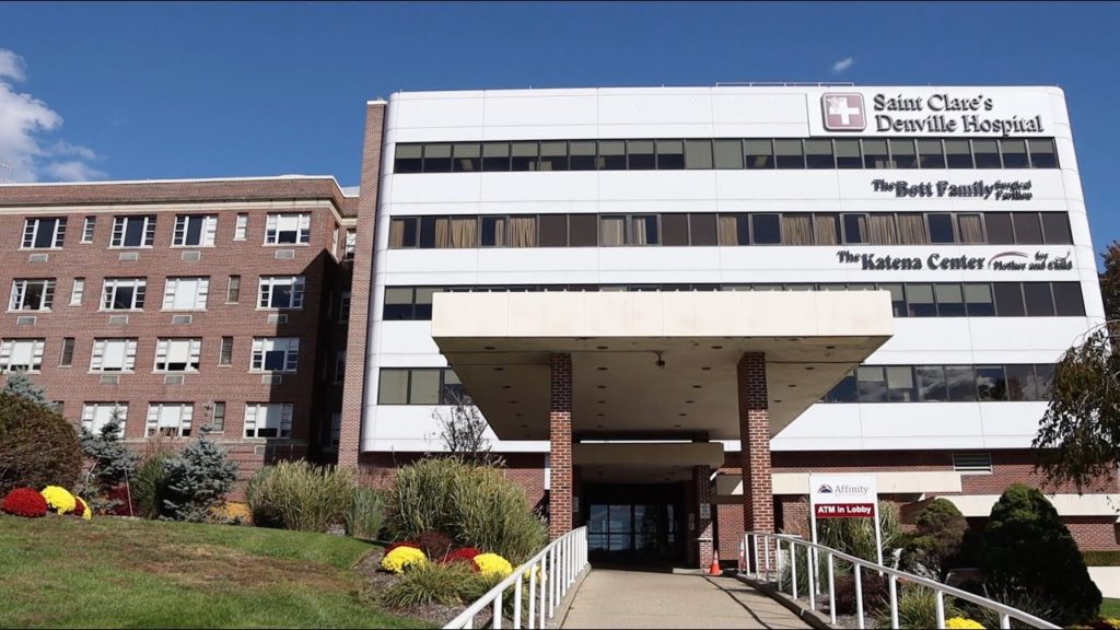 photo of main entrance at Saint Clare's Hospital in Denville